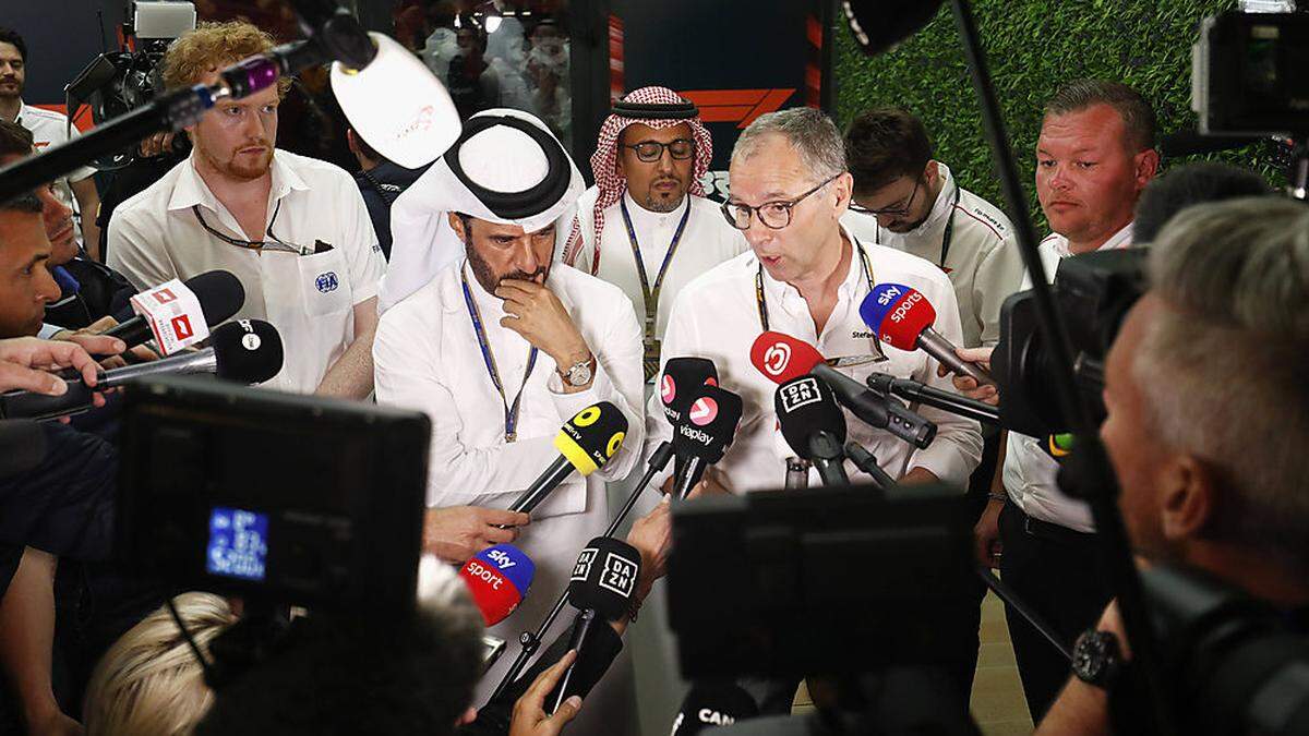 Mohammed Ben Sulayem (FIA) und Stefano Domenicali (Formel 1) 