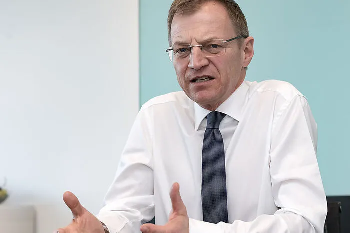 Er wurde erst im April Parteiobmann und Landeshauptmann in Oberösterreich, als Nachfolger von Josef Pühringer, und gilt als stabiler Anker innerhalb der jüngeren Garde rund um Sebastian Kurz.