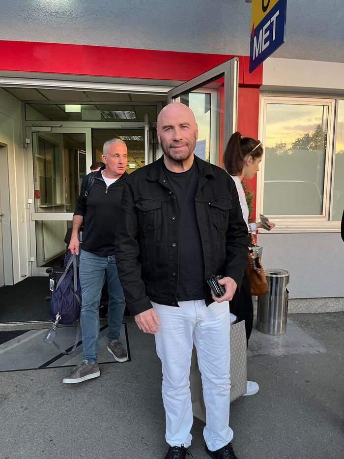 John Travolta auf dem Klagenfurter Flughafen