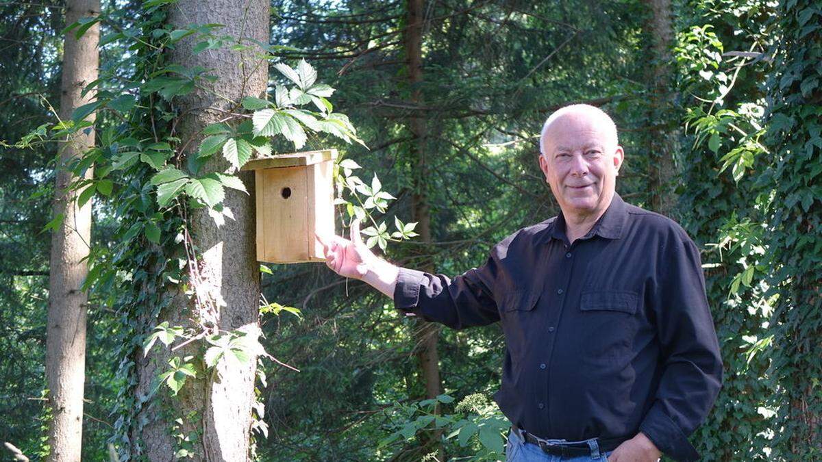 Reinhold Tittel will neue Nistplätze für Vögel schaffen