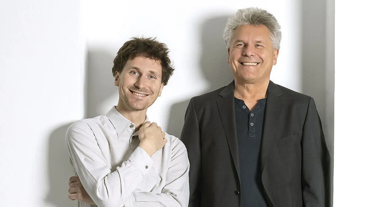 Hosea Ratschiller mit seinem Vater Klaus Ratschiller