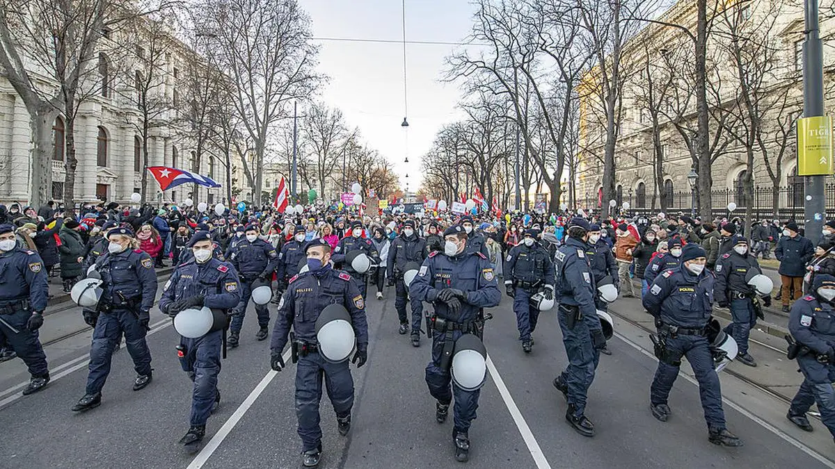 THEMENBILD; WIEN: DEMONSTRATION GEGEN CORONA-MASSNAHMEN