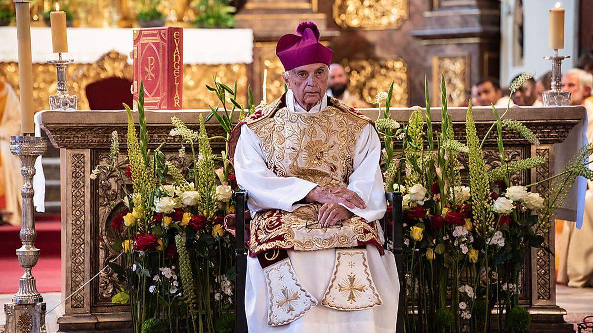 Alfons Maria Wedenig verabschiedet sich aus seiner Stadthauptpfarrkirche