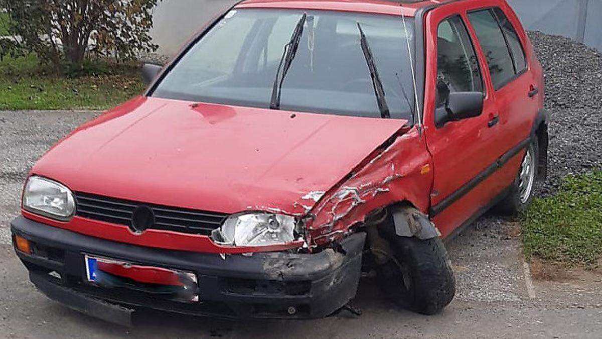 Totalschaden: eines der beiden Unfallfahrzeuge