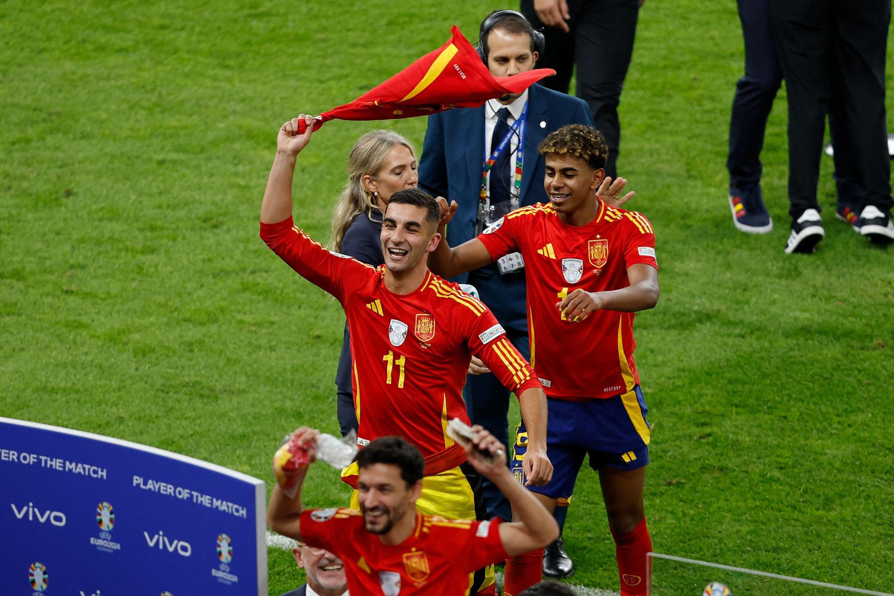 UEFA Euro 2024: Freudentränen hier, Enttäuschung dort: Das EM-Finale zwischen Spanien und England in Bildern