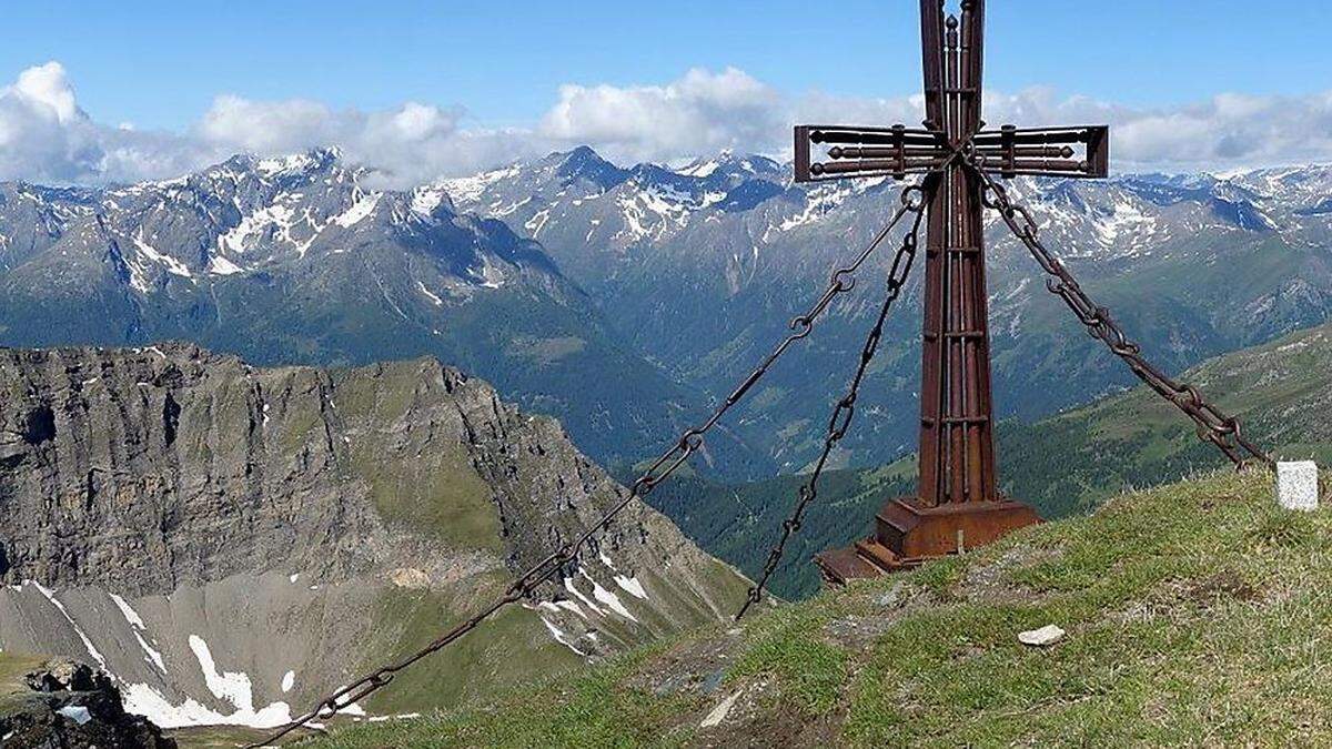 Die Wanderung führt auf den Stellkopf