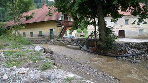 Der Zeltschachbach trat über die Ufer und verursachte schwere Schäden 