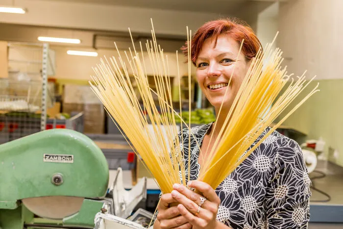 Spaghetti und Lasagneblätter werden noch handgemacht.