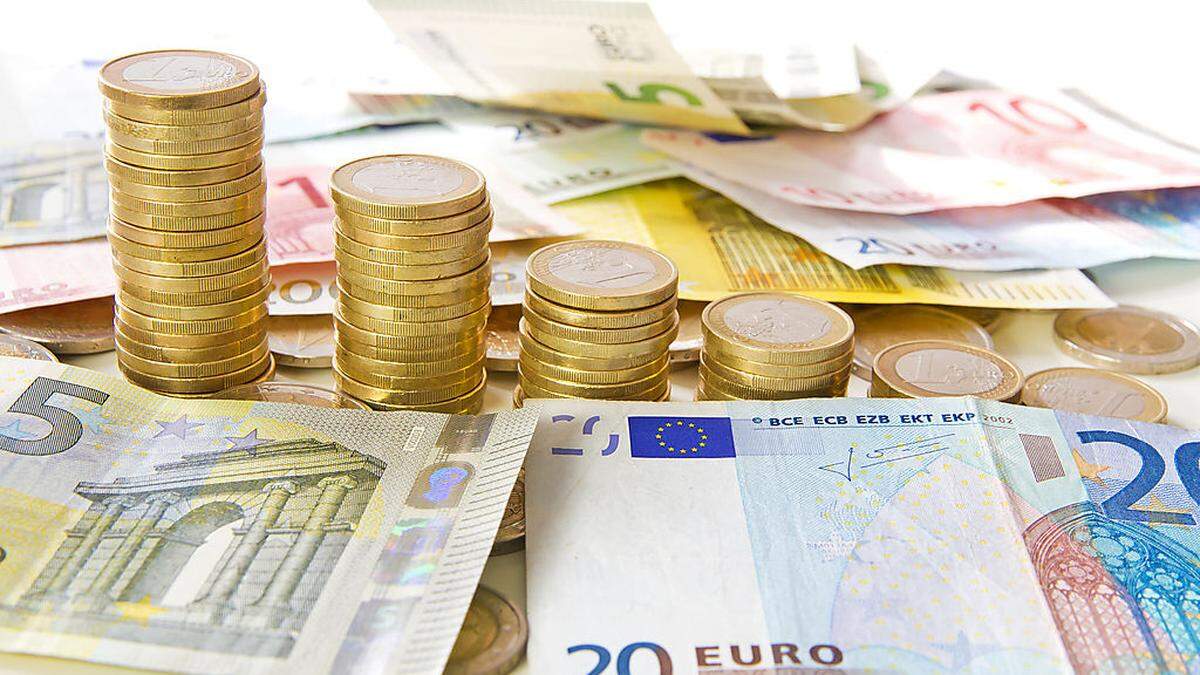 Unternehmen aus der Eurozone kommen laut EZB wieder leichter an Kredite