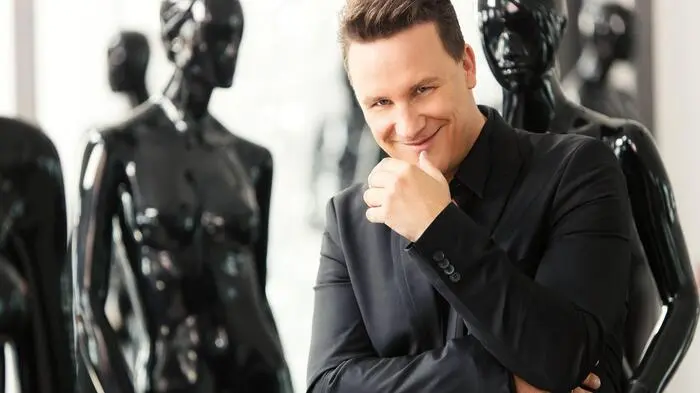 Designer und Moderator Guido Maria Kretschmer ist in seiner Show "Shopping Queen" ja nicht gerade bekannt dafür, dass er sich in der Bewertung der Outfits ein Blatt vor den Mund nimmt.
