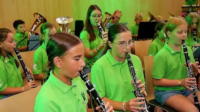 Es war ein Feuerwerk der Blasmusik, das Abschlusskonzert des Bezirksjugendcamps der Blasmusik am Donnerstagabend in der „All in one“-Halle beim Jufa-Hotel in Maria Lankowitz. 