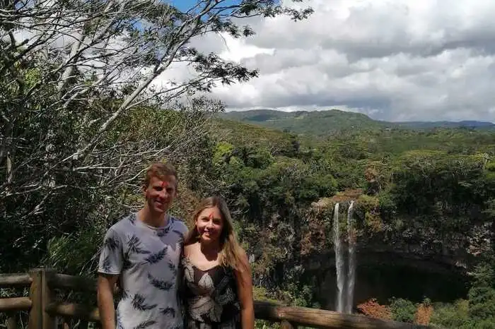 Austria Klagenfurt-Kicker Christopher Cvetko mit Freundin Anna auf Mauritius