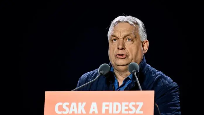 Ausgerechnet Viktor Orbán sieht die Demokratie in Ungarn nun gefährdet