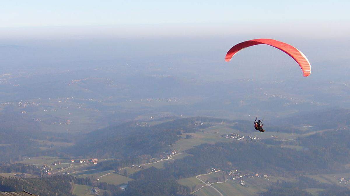 Paragleiter vom Schöckl