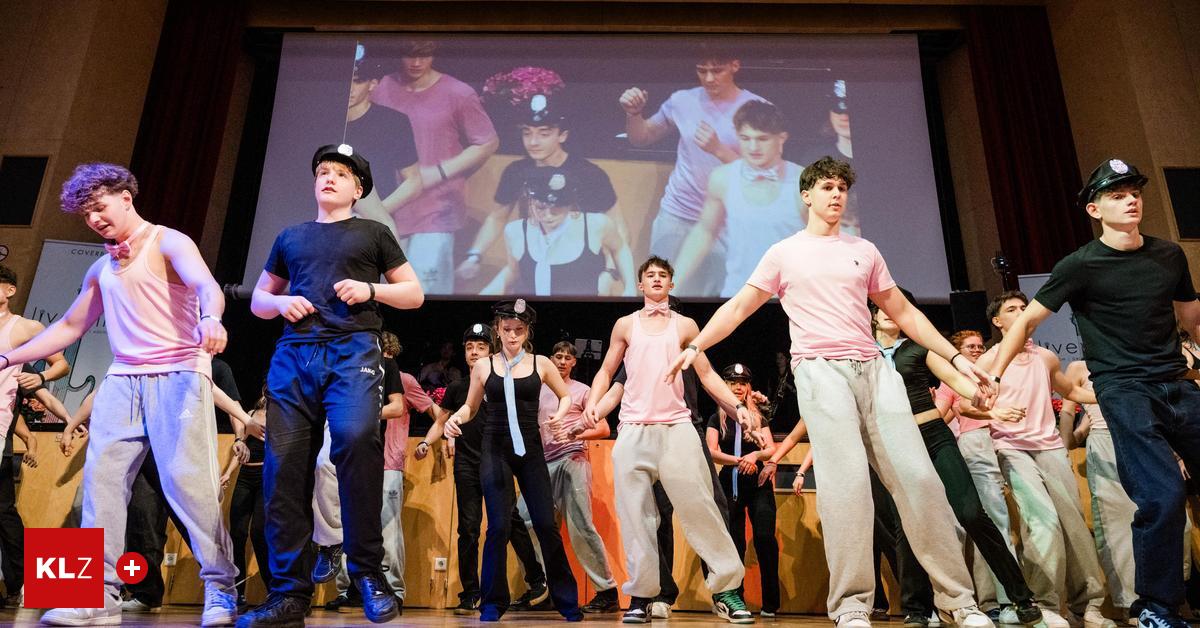 BRG-Petersgasse-Maturantinnen-und-Maturanten-feierten-eine-rauschende-Ballnacht