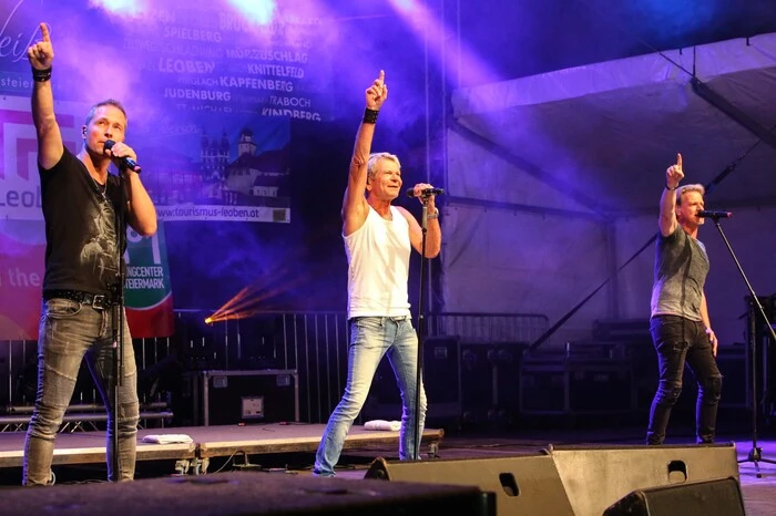 Matthias Reim, deutscher Pop-, Rock- und Schlagersänger, begeisterte seine Fans. 