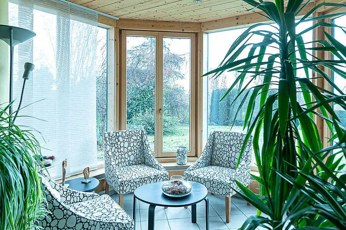 Auch im Bürostockwerk liegt ein Wintergarten: "So gibt es einen Platz, an dem wir Entspannung finden können, ohne Arbeitszeit im Privatbereich verbringen zu müssen“, so Franz Riedl.