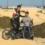 Sascha Benes mit seinem Sohn Chenoa, der erfolgreicher BMX-Fahrer ist.