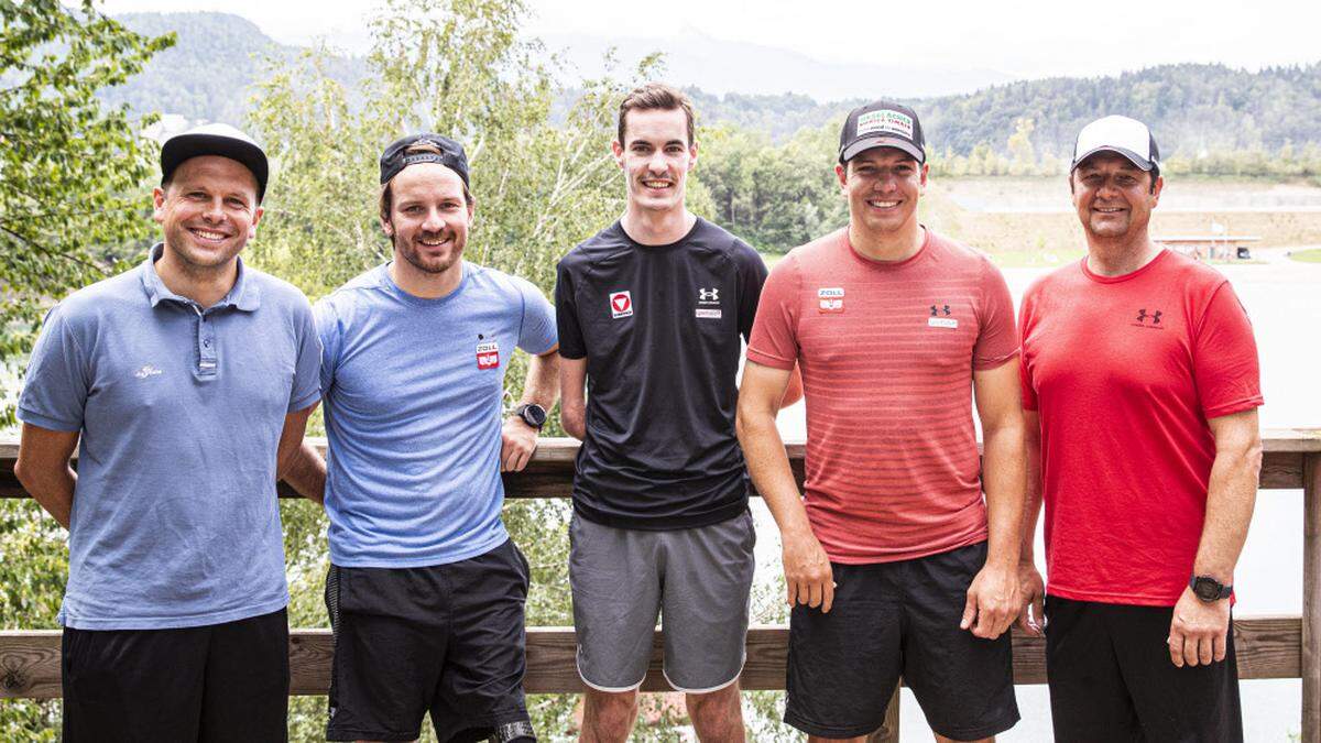 Headcoach Sascha Kavelar mit Thomas Grochar, Nico Pajantschitsch, Markus Salcher and Assistant Coach Manfred Auer