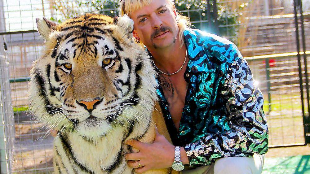 Dem Tiger ist das Lächeln vergangen - hier mit Joe Exotic