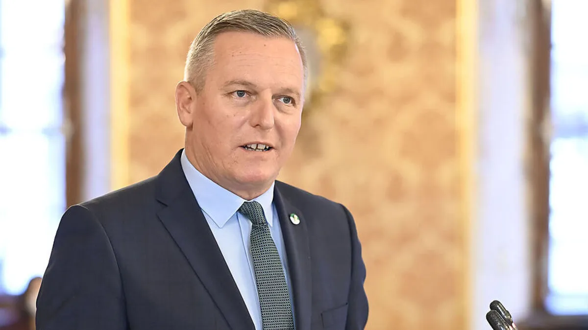 Mario Kunasek (FPÖ) würde Mittel in ein Anti-Teuerungspaket umleiten 