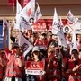 Die Verhandlungsrunde wurde von einer Kundgebung der Beschäftigten vor der Wirtschaftskammer Österreich in Wien begleitet, wo die KV-Verhandlungen geführt werden