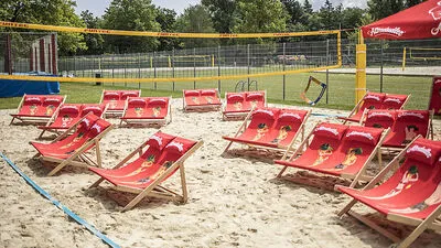 Samstag Mittag neben dem Strandbad Klagenfurt