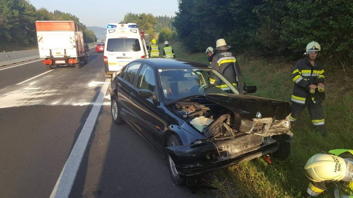 Die Feuerwehr Griffen kümmerte sich um die &quot;Aufräumarbeiten&quot; auf der A2