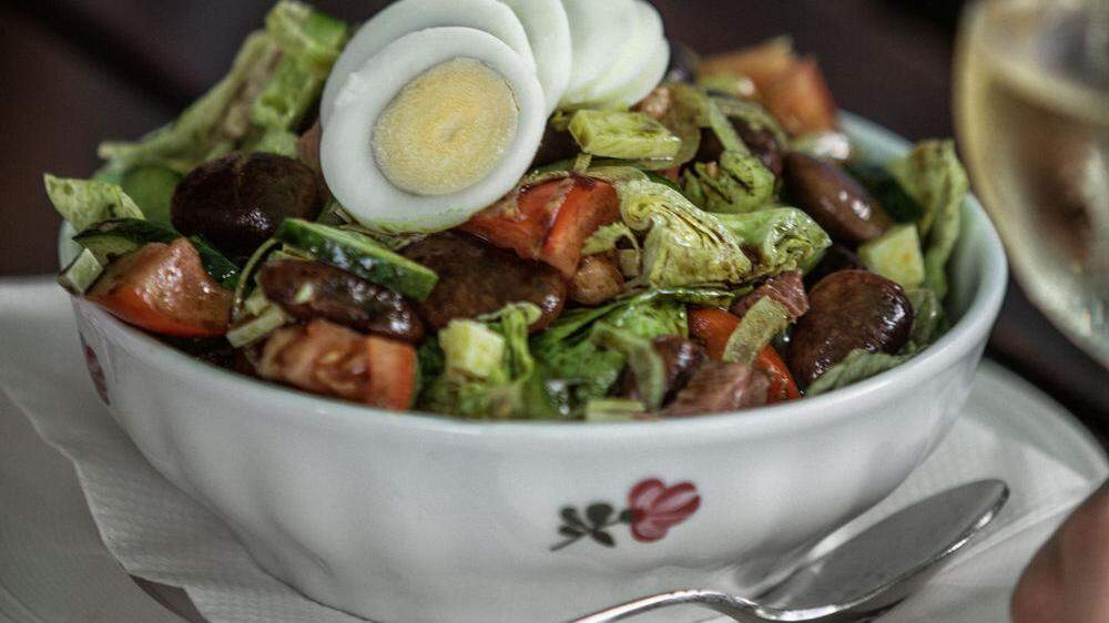 Käferbohnensalat mit Kernöl ist ein Klassiker in der steirischen Küche