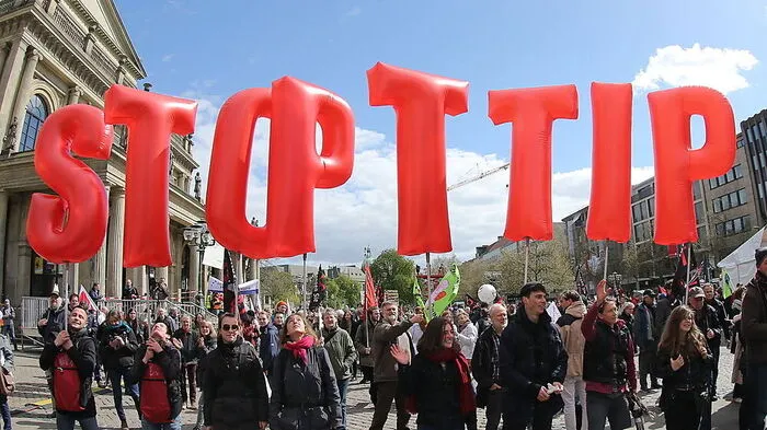 Demo in Deutschland - der Politik weht ein eisiger Wind entgegen