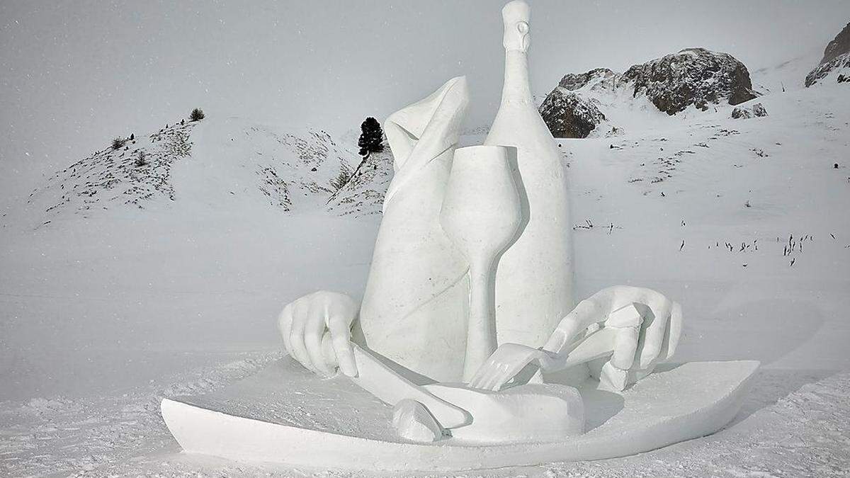 Der Sieg ging an die italienischen Künstler Ivo Piazza und Reiner Kasslatter mit der Skulptur &quot;Guten Appetit in Ischgl&quot;