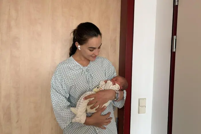 Die entzückende Eloise tat am 19. August um 19.08 Uhr ihren ersten Schrei. Überglücklich über die Ankunft ihrer Tochter sind Daniela und Raul-Andrei Lazea aus Knittelfeld.