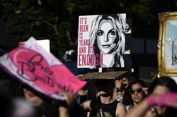 13 Jahre unterstützten die Fans ihr Idol in ihrem Kampf. Nun rieselte rosa Konfetti.
