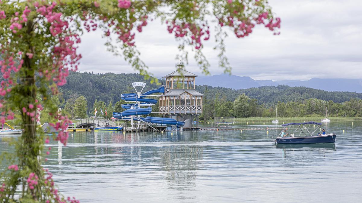 Fast ein wenig herbstlich: Schnappschuss in Pörtschach am 23. Juni 2024