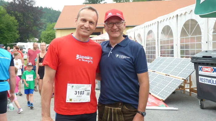 Bärnbachs Vizebürgermeister Josef Schüller mit Organisator Adolf Kern