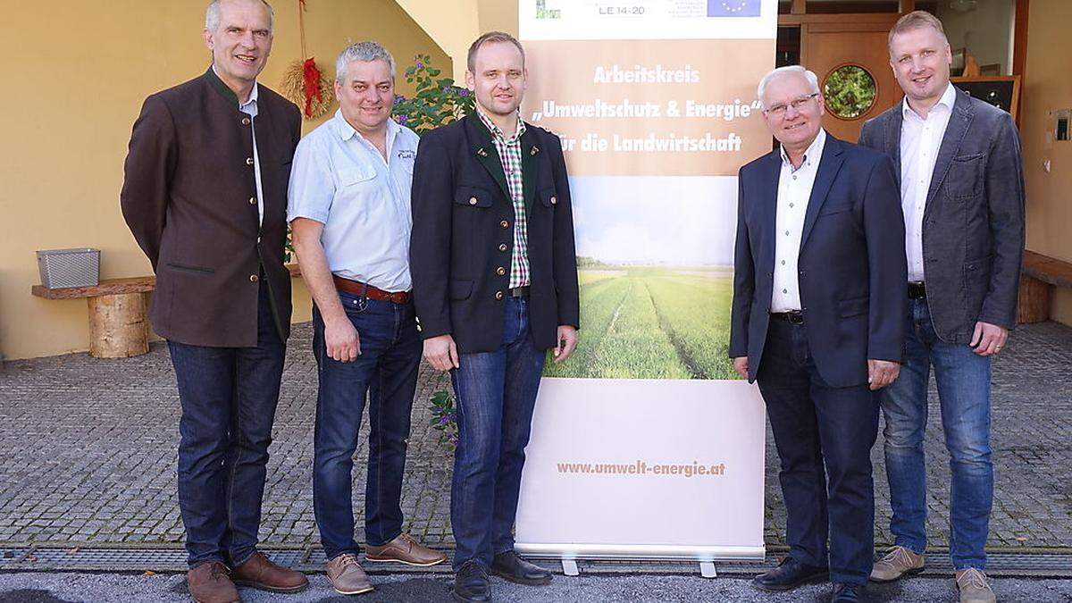 Roman Bruckner (Direktor LFS Kirchberg am Walde), Johannes Pux (Fachschullehrer LFS Kirchberg), Alois Kraußler, Bezirkskammerobmann Johann Reisinger, Ernst Reiterer