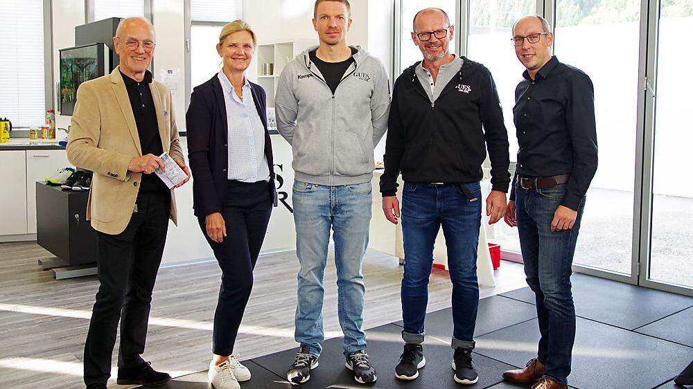 Siegfried Nerath, Vizebgm. Susanne Kaltenegger, Markus Gander, Günther Schöberl, Sport-Gemeinderat Christian Mayer (von links)