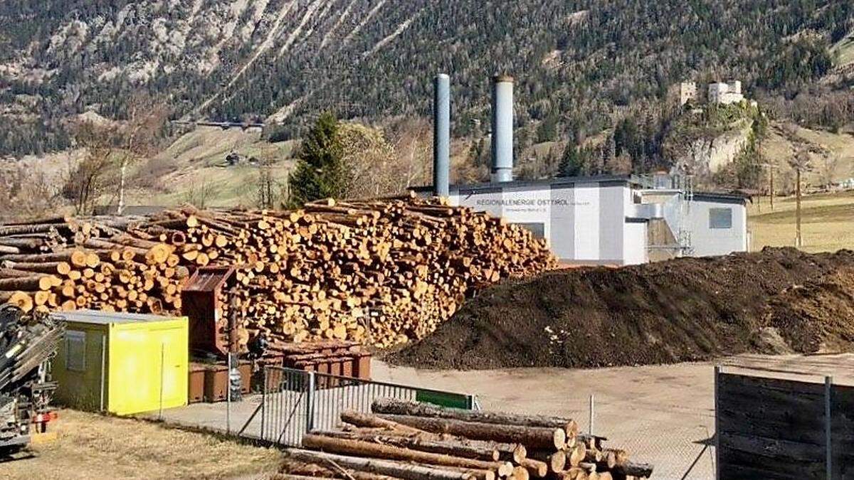 Ein Biomasse-Heizwerk in Osttirol