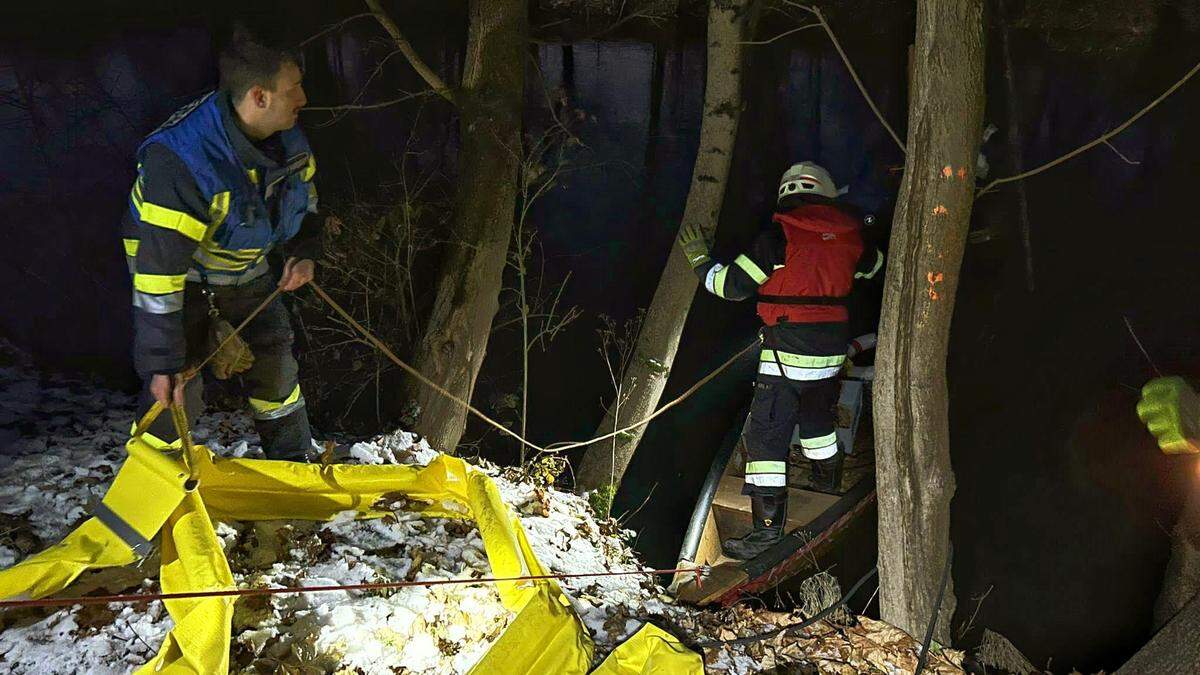 Vier Feuerwehren waren mit 50 Personen im Einsatz