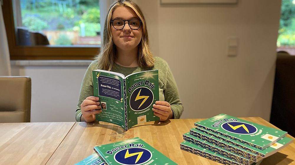 Die 14-jährige Emma Misun aus Feistritz an der Drau spendete den Etrag ihres ersten Buches an das St. Anna Kinderspital
