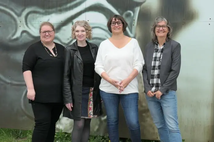 Manuela Gritzer, Regina M. Unterguggenberger, Claudia Moser und Silvia Prock laden zur Kindersommer-Uni