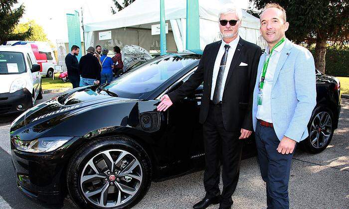 Kelag-Vorstand Manfred Freitag (links) und E-Mobilitätsexperte Bernd Neuner forcierten das Thema Elektroautos in Kärnten 