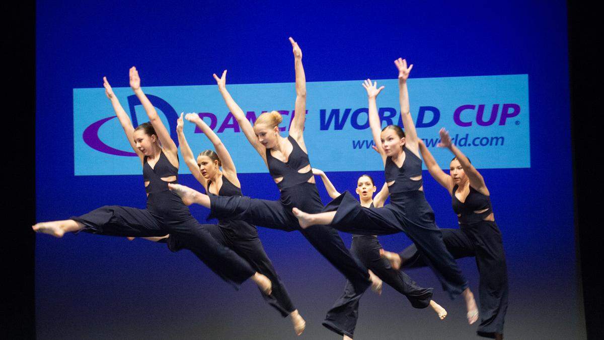 Mit ihrem Tanz zu „Drop in the Ocean“ landete die Tanzgruppe „Company ADV“ aus Feldkirchen auf dem Podest