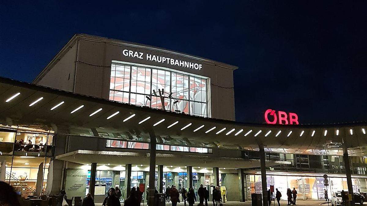 Der 19-Jährige hatte gegen 19.30 Uhr am Hauptbahnhof randaliert