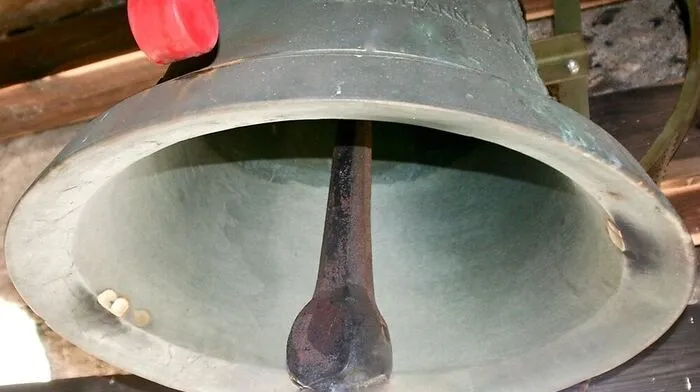 Die Kirchbacher wollen die Glocke der Pfarrkirche zum Heiligen Martin wieder stündlich läuten hören