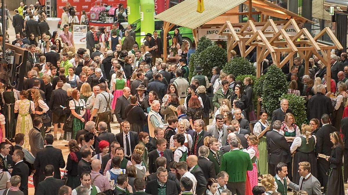 Die Eröffnung des Bauernbundballs findet um 20 Uhr statt