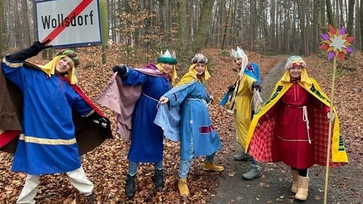 Timon Loder, Yvonne Almer, Amelie Steinke, Sophie Wiener und Hanna Kreimer waren in Wollsdorf unterwegs