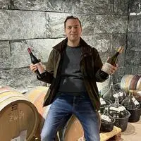 Winzer Rupert Ofer: Sein Favorit ist der Chardonnay