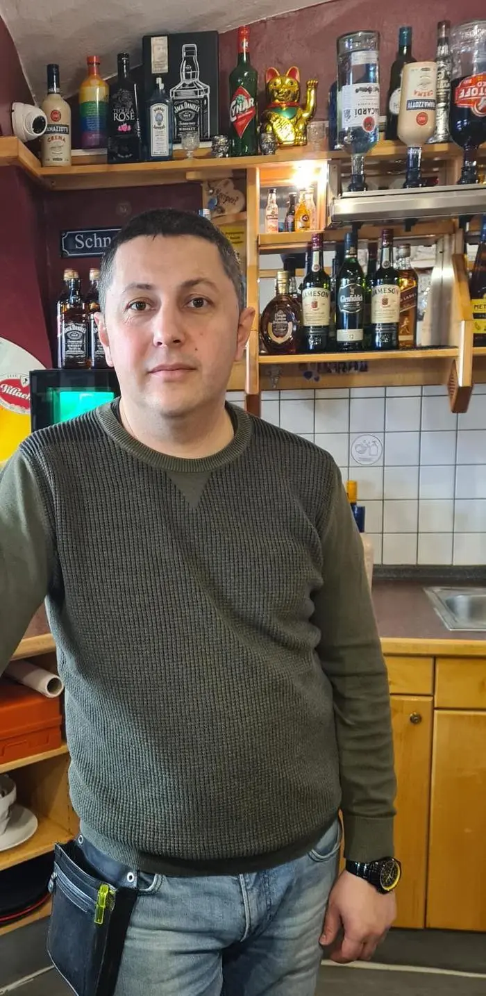 Cuma Atas bangt um seinen Onkel