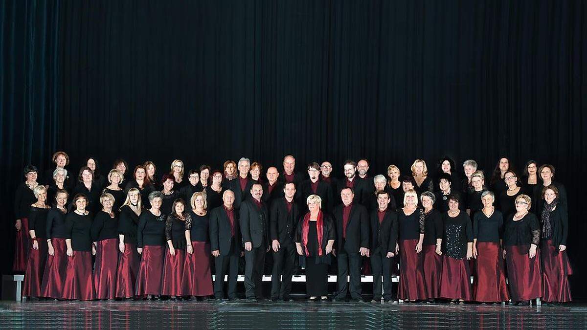 Der Chor „pro musica“ singt mit den Kollegen aus Gleisdorf das Stück „Adiemus“